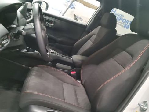 Certified 2025 Honda HR-V Sport image 30