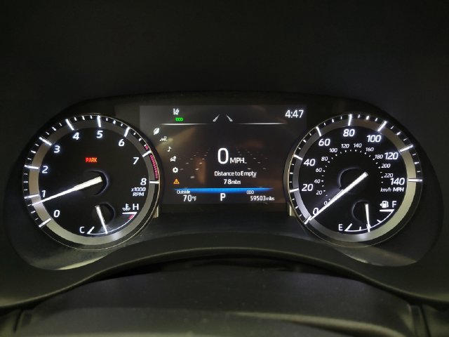 Used 2021 Toyota Highlander XLE FWD image 22