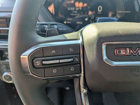 New 2026 GMC Yukon XL Elevation image 17