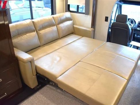 Used 2019 Mercedes-Benz Sprinter 170 image 36