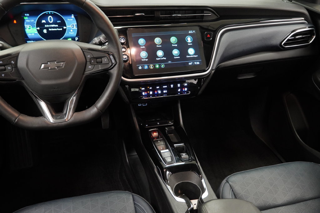 Used 2023 Chevrolet Bolt EUV Premier FWD image 20