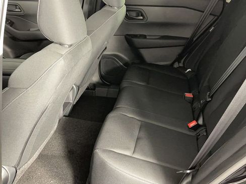 New 2025 Nissan Rogue S image 48