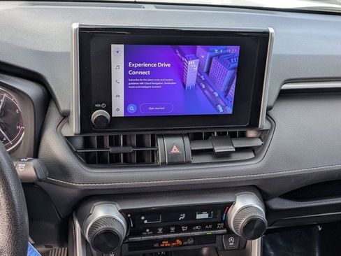 Used 2024 Toyota RAV4 LE image 17