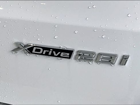 New 2026 BMW X1 xDrive28i w/ Technology Package AWD/4WD image 16