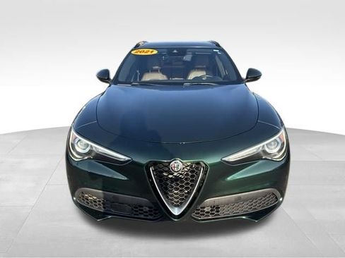 Used 2021 Alfa Romeo Stelvio Ti Sport AWD/4WD image 2