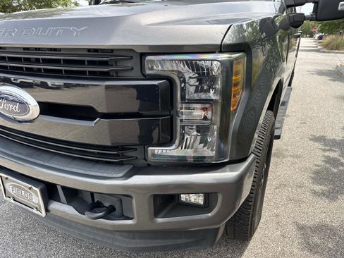 Used 2019 Ford F350 Lariat w/ Lariat Ultimate Package AWD/4WD image 9