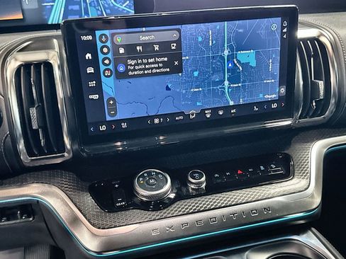 New 2026 Ford Expedition Platinum w/ Stealth Appearance Package AWD/4WD image 21