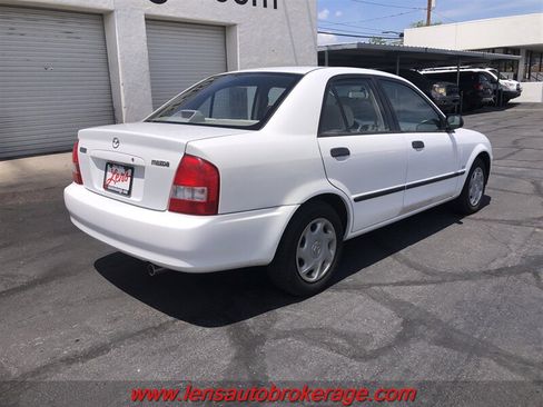 Used 2001 MAZDA Protege FWD image 9