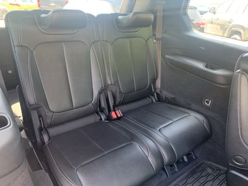 Used 2023 Jeep Grand Cherokee L Overland RWD image 31