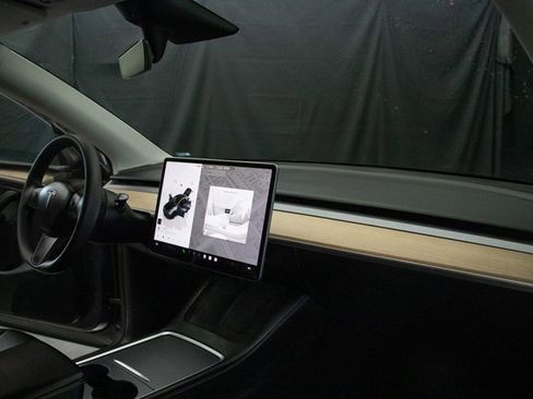 Used 2023 Tesla Model Y Long Range image 15