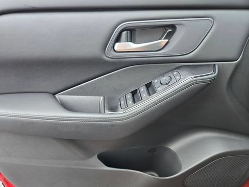 New 2026 Nissan Rogue SV AWD/4WD image 13