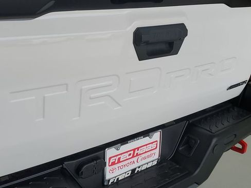 Used 2024 Toyota Tacoma TRD Pro AWD/4WD image 8