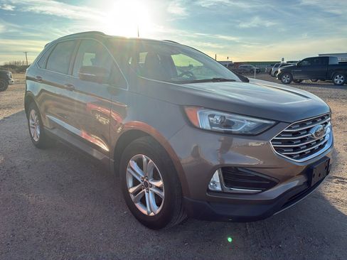 Used 2019 Ford Edge SEL w/ Equipment Group 201A image 3