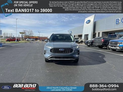 New 2025 Ford Escape SE image 2