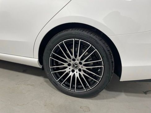 New 2026 Mercedes-Benz C 300 4MATIC Sedan image 10