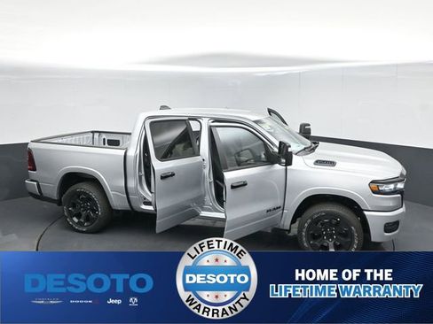 New 2026 RAM 1500 4x4 Crew Cab image 57