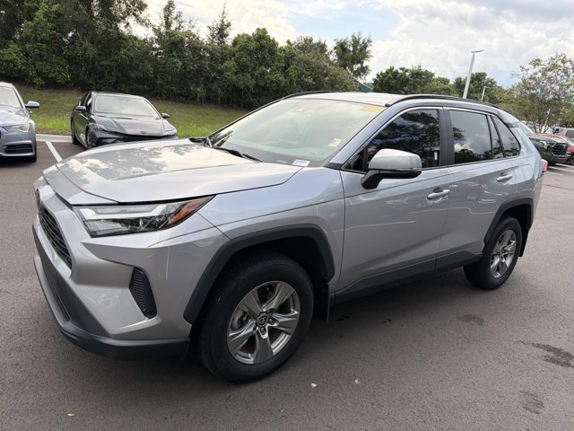 Used 2024 Toyota RAV4 XLE FWD image 5