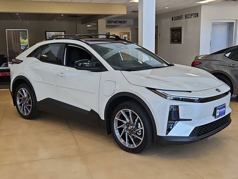 New 2026 Toyota C-HR AWD/4WD image 2