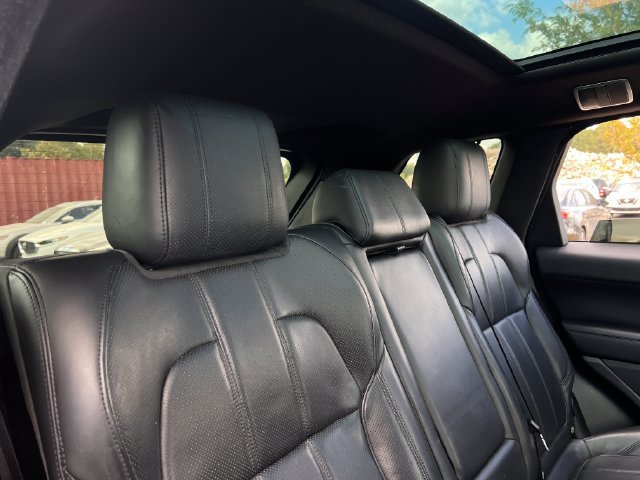 Used 2016 Land Rover Range Rover Sport HSE AWD/4WD image 25