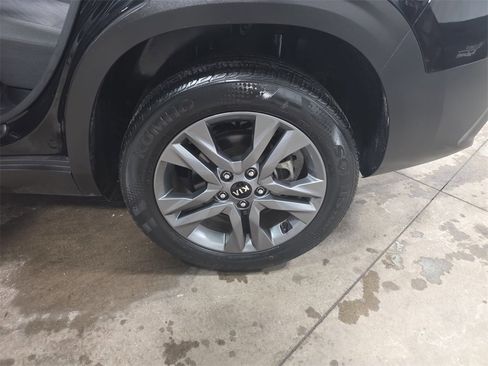 Used 2021 Kia Seltos LX image 31