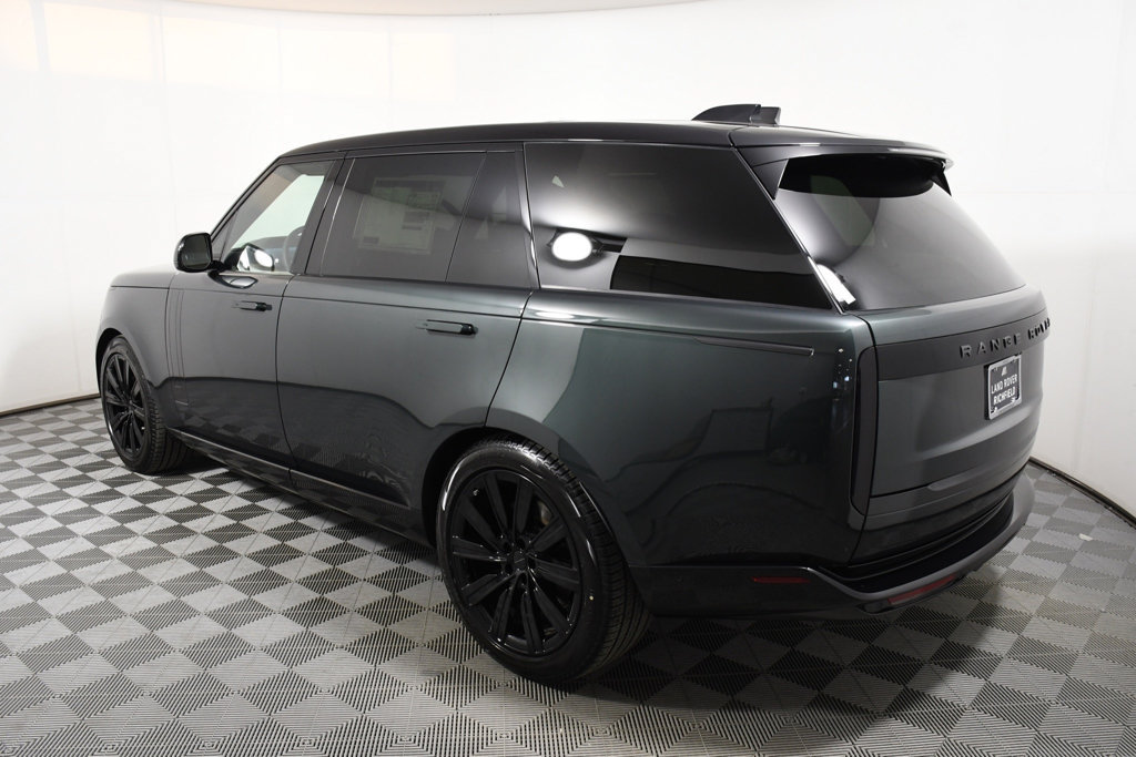 New 2026 Land Rover Range Rover Long Wheelbase SE AWD/4WD image 3