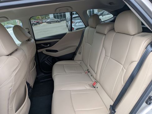 Used 2020 Subaru Outback Premium image 14