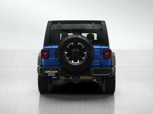 Used 2024 Jeep Wrangler Unlimited Rubicon 4xe w/ Technology Group AWD/4WD image 4