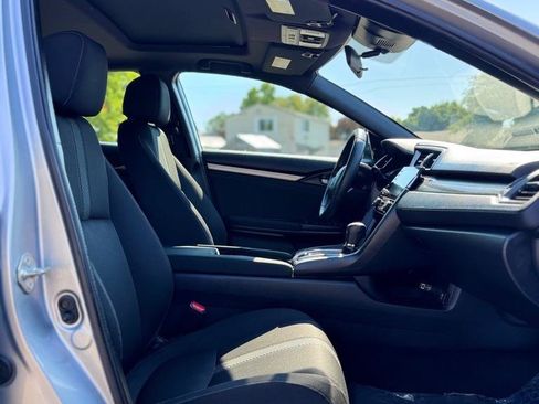 Used 2019 Honda Civic EX image 15