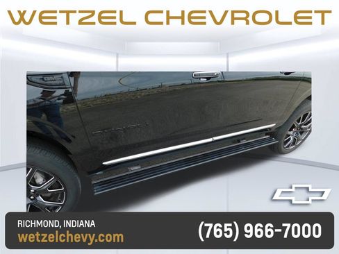 Used 2023 GMC Yukon XL Denali w/ Denali Reserve Package AWD/4WD image 12