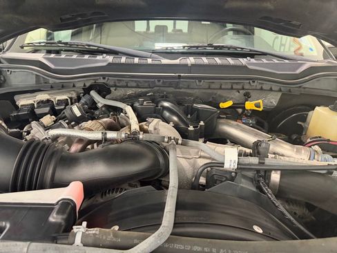 Used 2018 Ford F250 Lariat w/ Lariat Ultimate Package AWD/4WD image 13