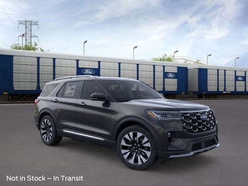 New 2026 Ford Explorer Platinum image 7
