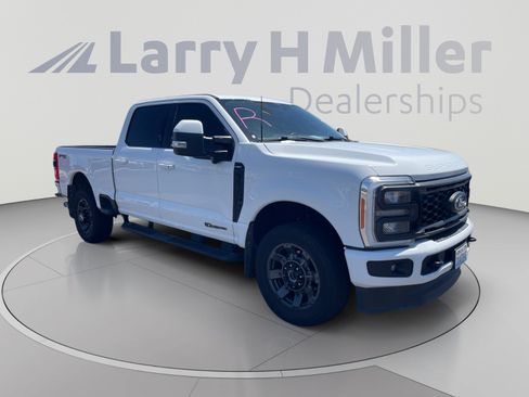Used 2023 Ford F350 Lariat w/ Sport Appearance Package AWD/4WD image 7