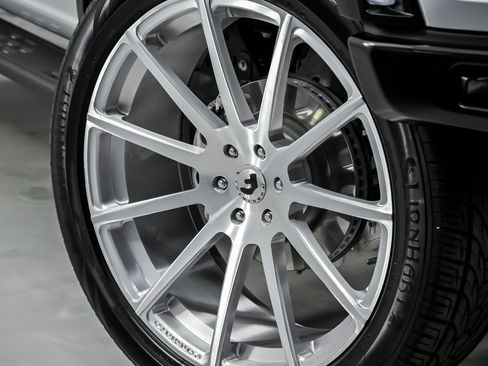 Used 2025 Ford F150 Raptor w/ Equipment Group 803A Raptor R image 4