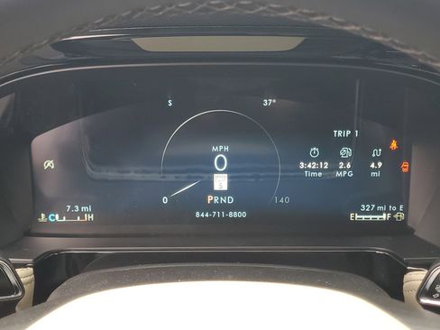 New 2026 Lincoln Corsair Premiere image 17