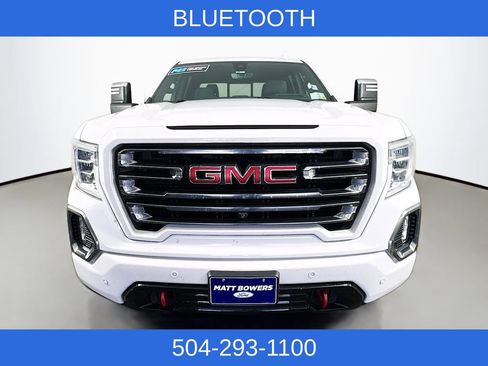 Used 2020 GMC Sierra 1500 AT4 w/ AT4 Premium Package AWD/4WD image 3