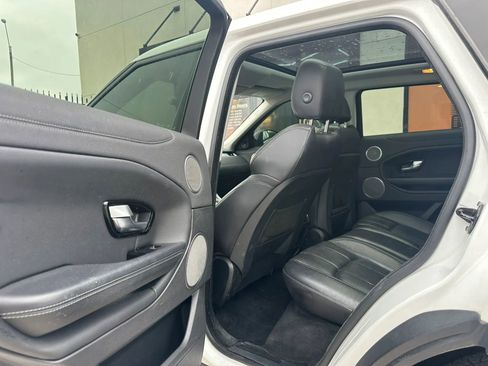 Used 2017 Land Rover Range Rover Evoque SE Premium AWD/4WD image 8