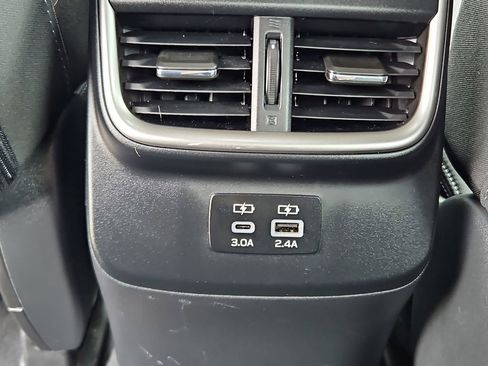 Used 2024 Subaru Legacy Premium image 28