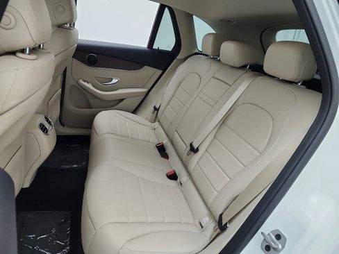 Used 2022 Mercedes-Benz GLC 300 4MATIC image 15