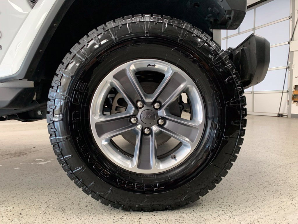 Certified 2021 Jeep Wrangler Unlimited Sahara AWD/4WD image 9