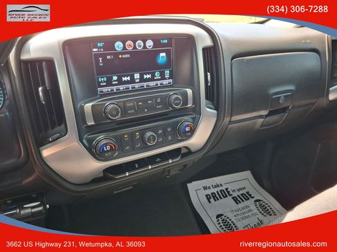 Used 2017 GMC Sierra 1500 SLE w/ SLE Value Package image 9