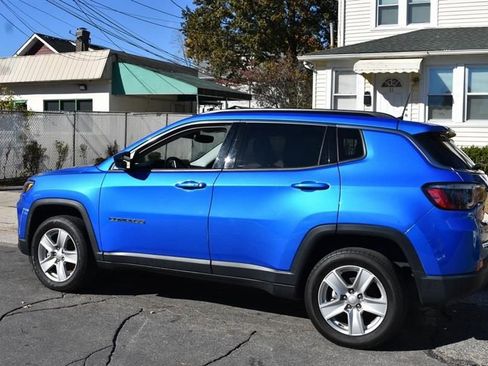 Used 2025 Jeep Compass Trailhawk AWD/4WD image 5