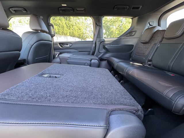 New 2026 Nissan Armada Platinum w/ Accent Package AWD/4WD image 23