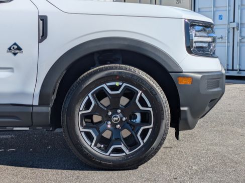 New 2025 Ford Bronco Sport Outer Banks AWD/4WD image 12