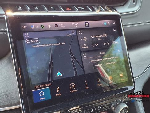 Used 2023 Jeep Grand Cherokee Overland image 32