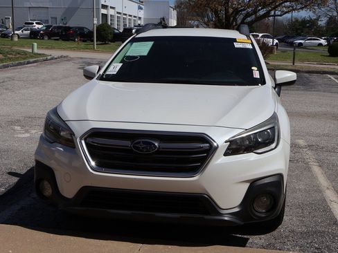 Used 2019 Subaru Outback 2.5i Premium image 9