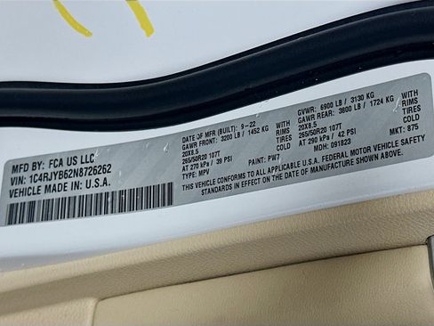 Used 2022 Jeep Grand Cherokee Limited 4xe image 12