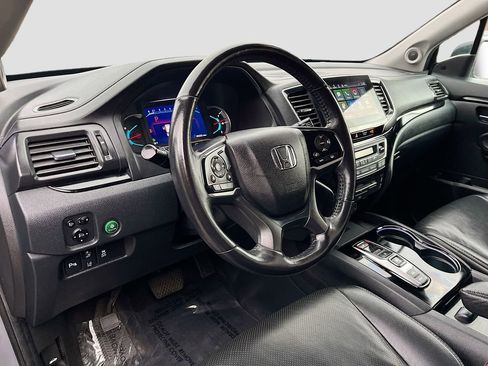 Used 2020 Honda Pilot Elite image 9