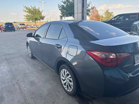 Used 2019 Toyota Corolla LE FWD image 11