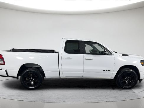 Used 2022 RAM 1500 Big Horn w/ Night Edition AWD/4WD image 4