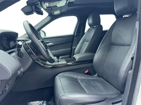 Used 2025 Land Rover Range Rover Velar Dynamic SE image 34
